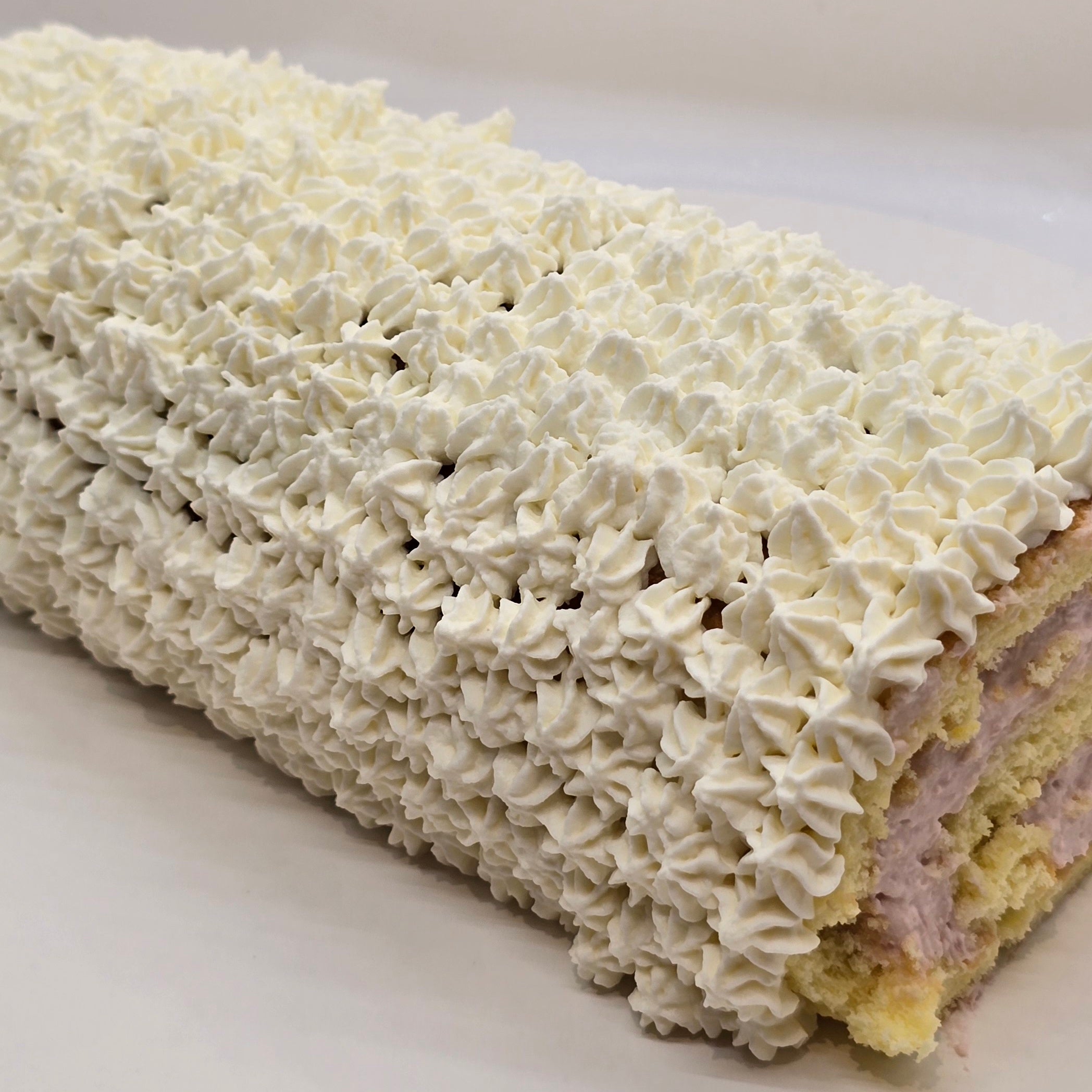 Buche roulée chantilly fraise